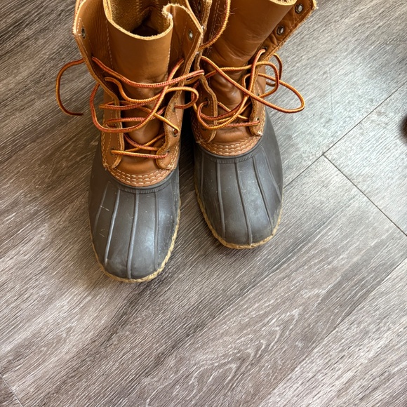 L.L. Bean classic 8” duck boots men’s size 9 - Picture 6 of 16